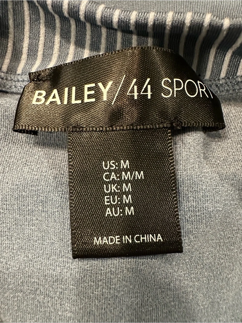 Bailey 44 sport workout top and short two piece set blue medium athletic yoga